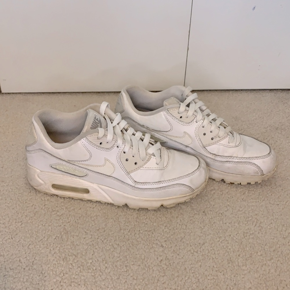Nike Air Max in White